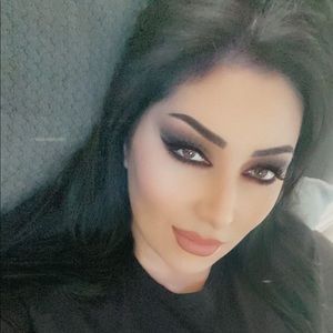 Meet your Posher, Angelina